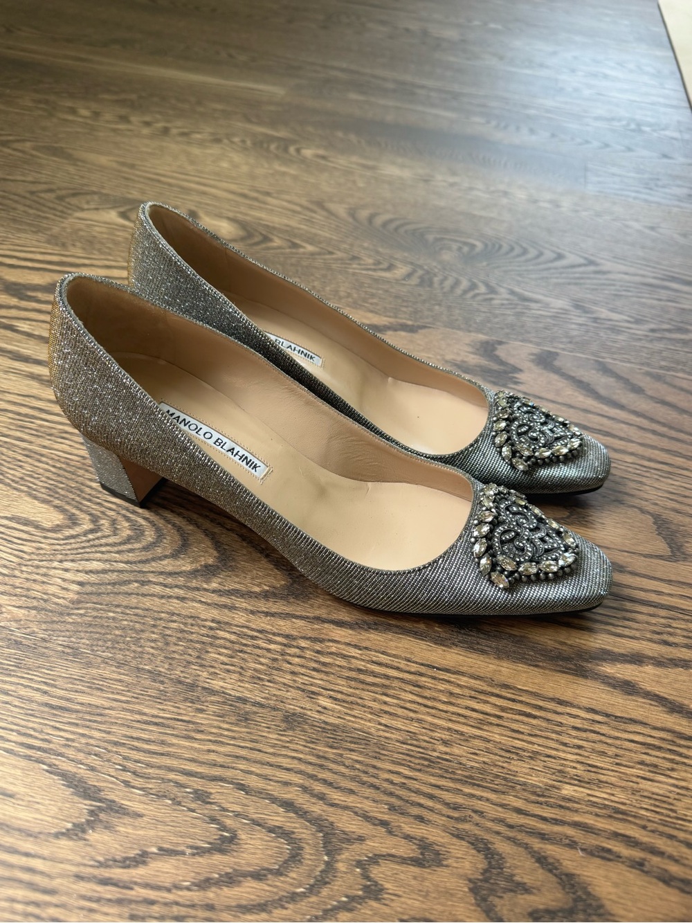 Manolo Blahnik Silver Crystal-Embellished Low Heel Pumps 39.5